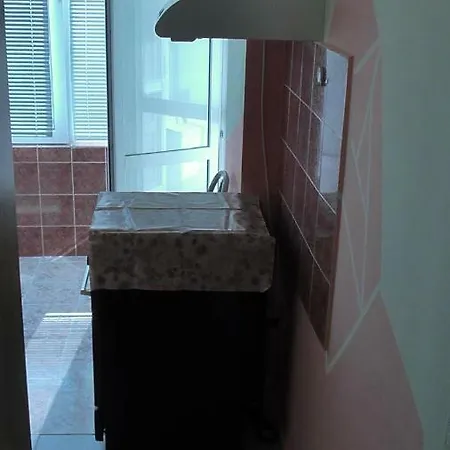 флора - гр.приморско ммц 公寓 普里莫尔斯科