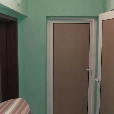 公寓 флора - гр.приморско ммц *